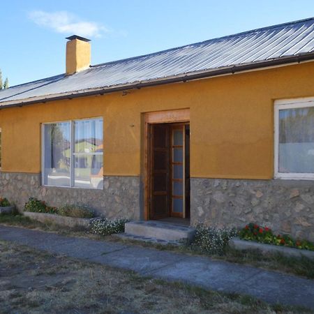 Hostal Y Cabanas Vientos Del Sur Puerto Ingeniero Ibanez Exterior foto