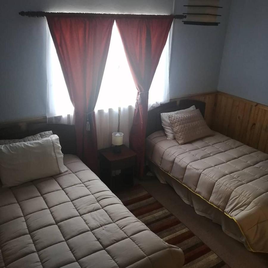 Hostal Y Cabanas Vientos Del Sur Puerto Ingeniero Ibanez Exterior foto
